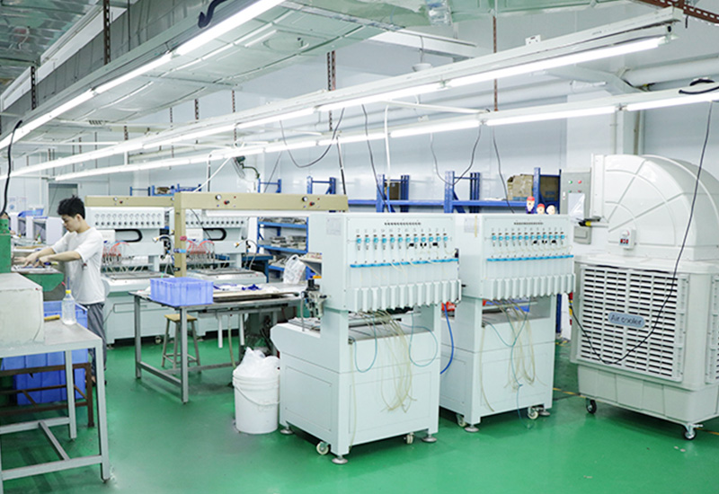 Co-injection silicone molding workshop for multi-color custom silicone sleeves