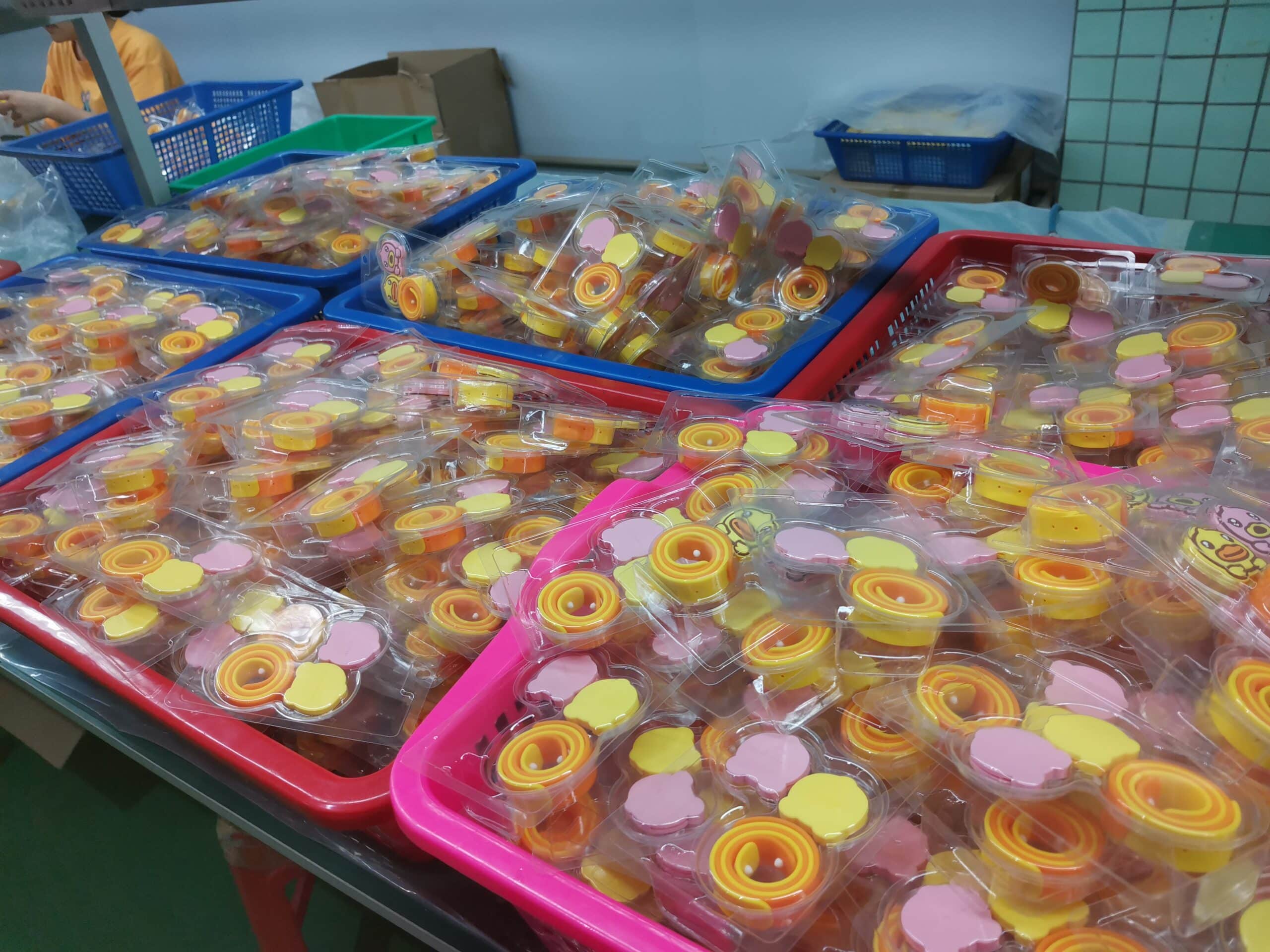 Silicone mold products packed in clear retail blister packaging